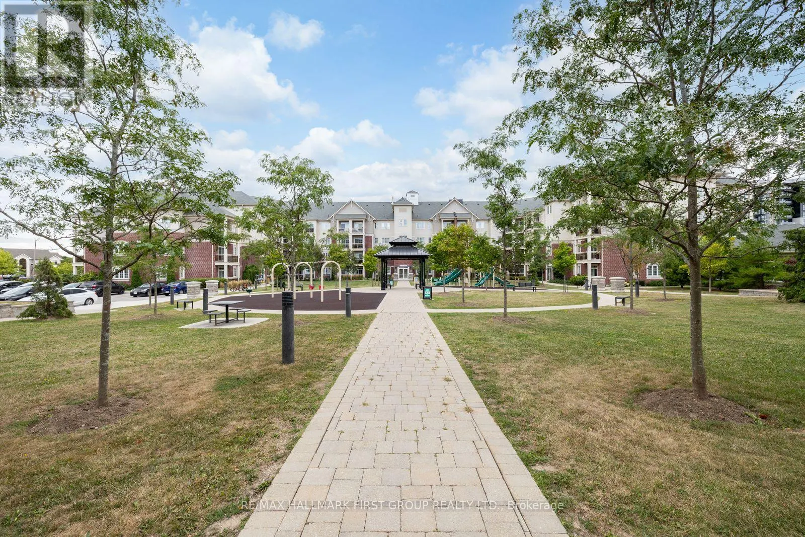 221 - 84 ASPEN SPRINGS DRIVE