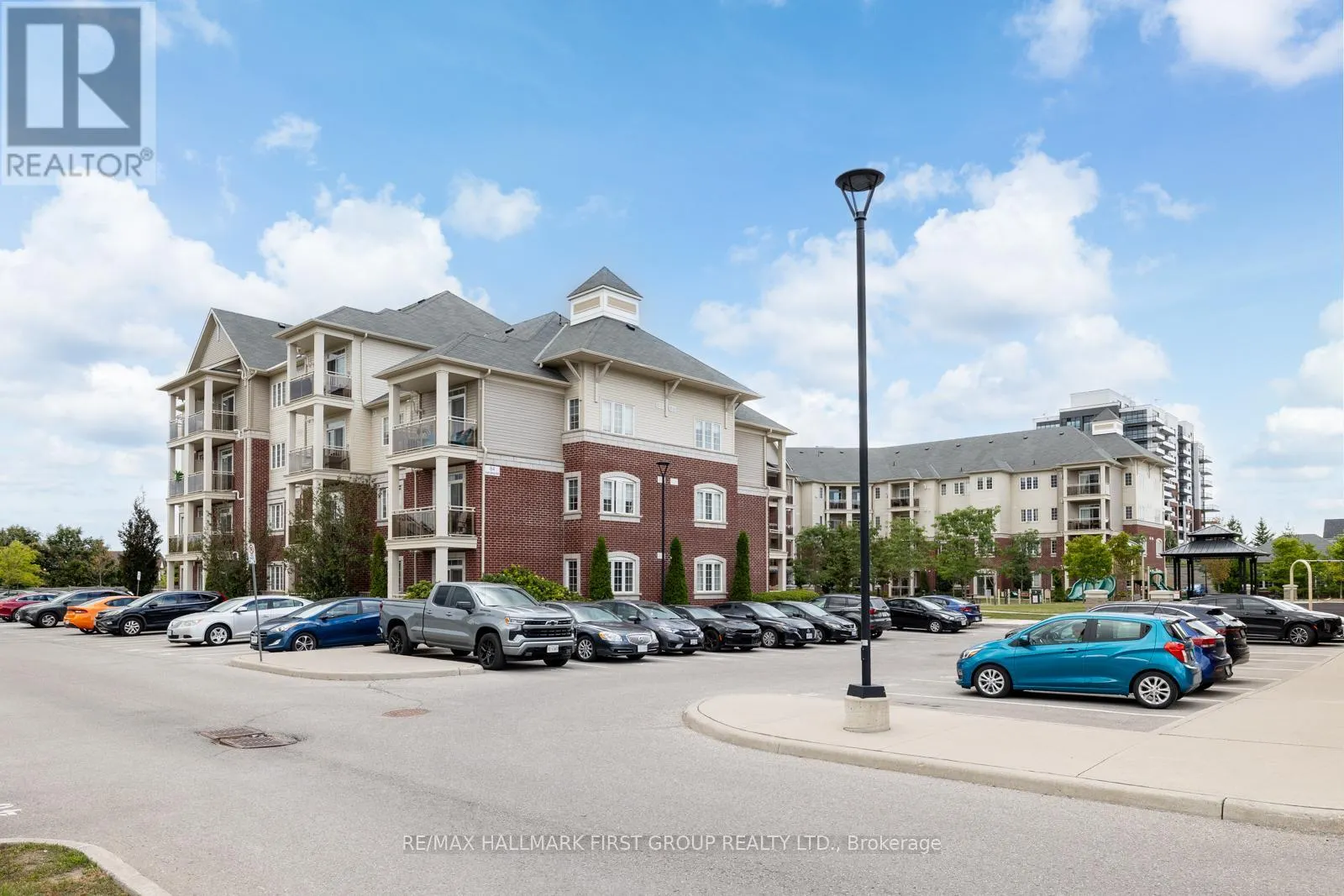 221 - 84 ASPEN SPRINGS DRIVE