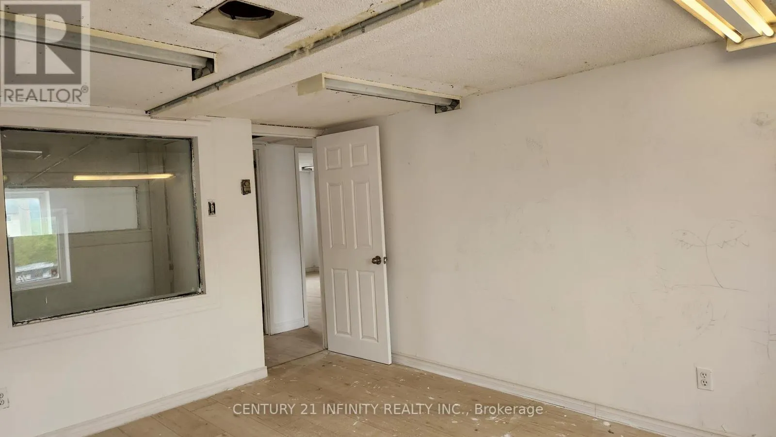 8 - 1019 NELSON STREET, #8
