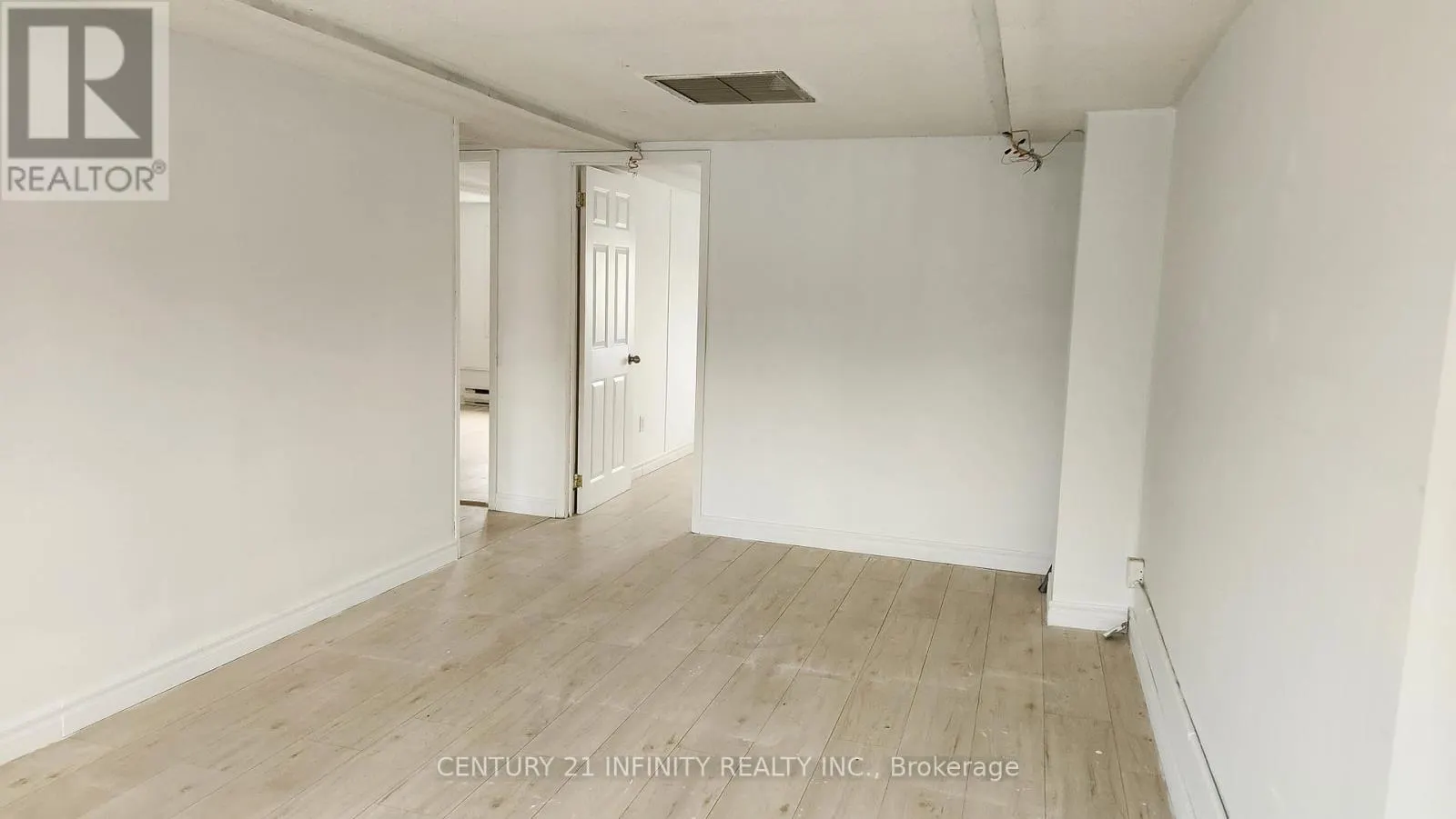 8 - 1019 NELSON STREET, #8