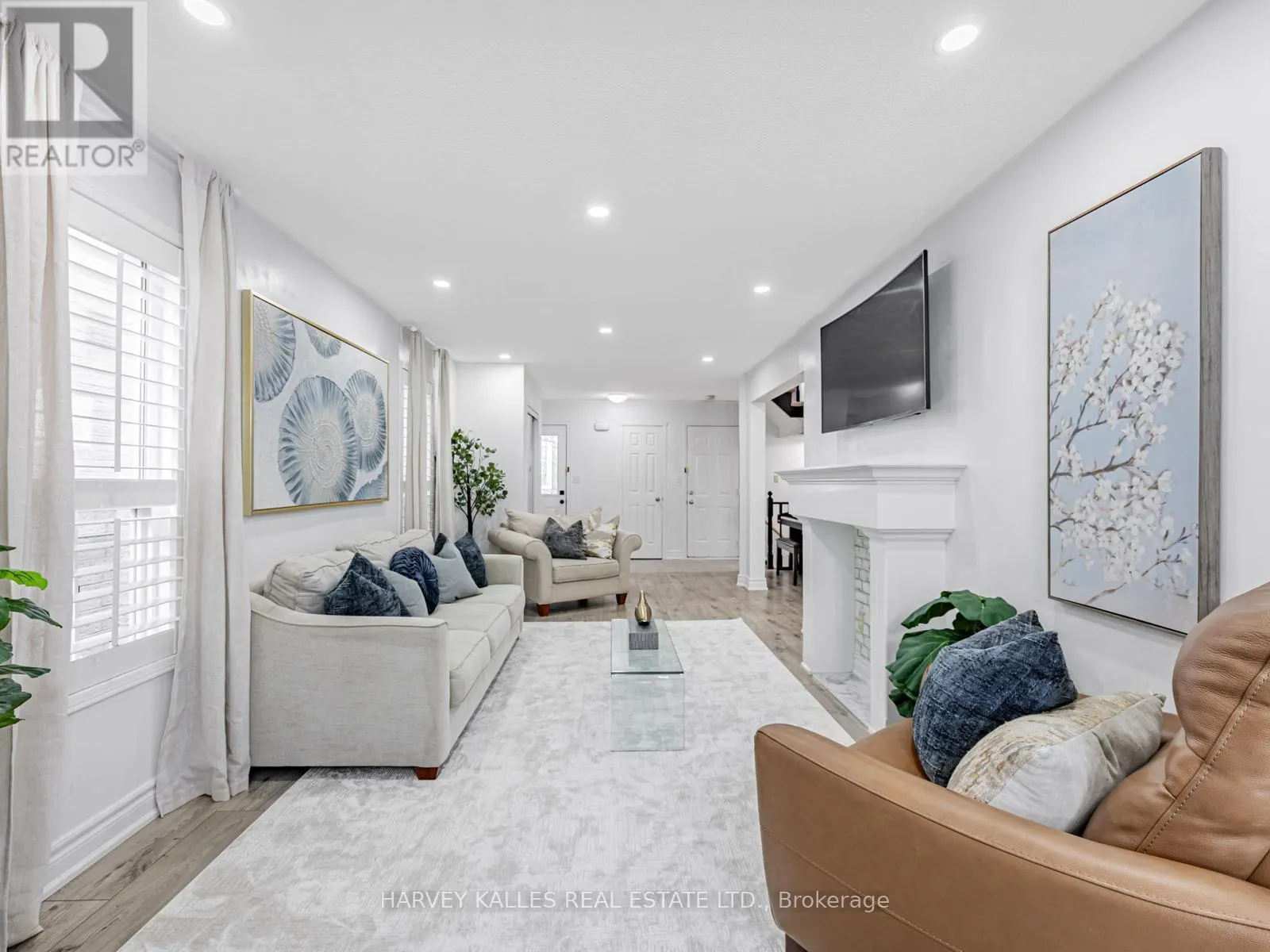 10 HIBBARD DRIVE