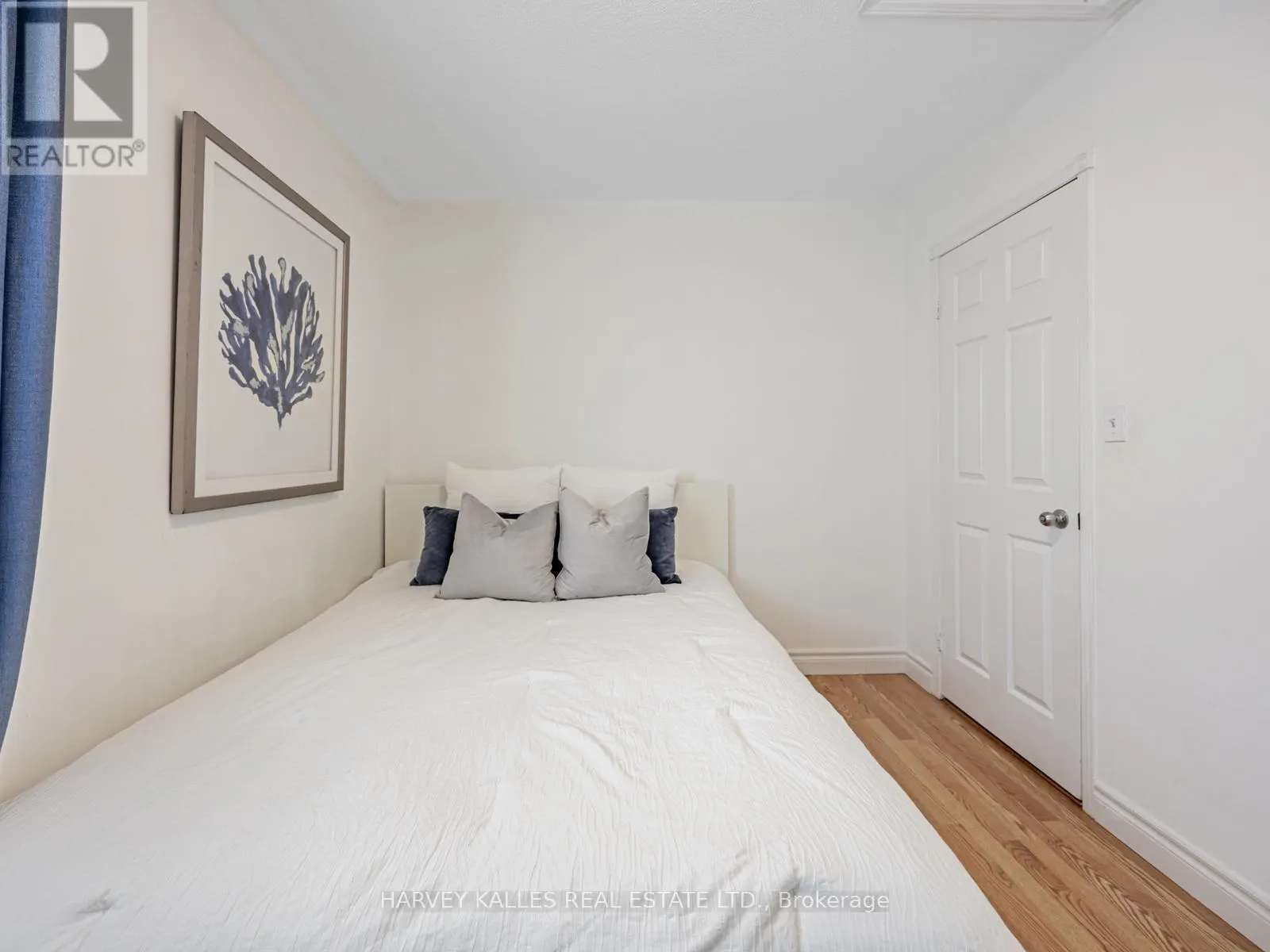 10 HIBBARD DRIVE