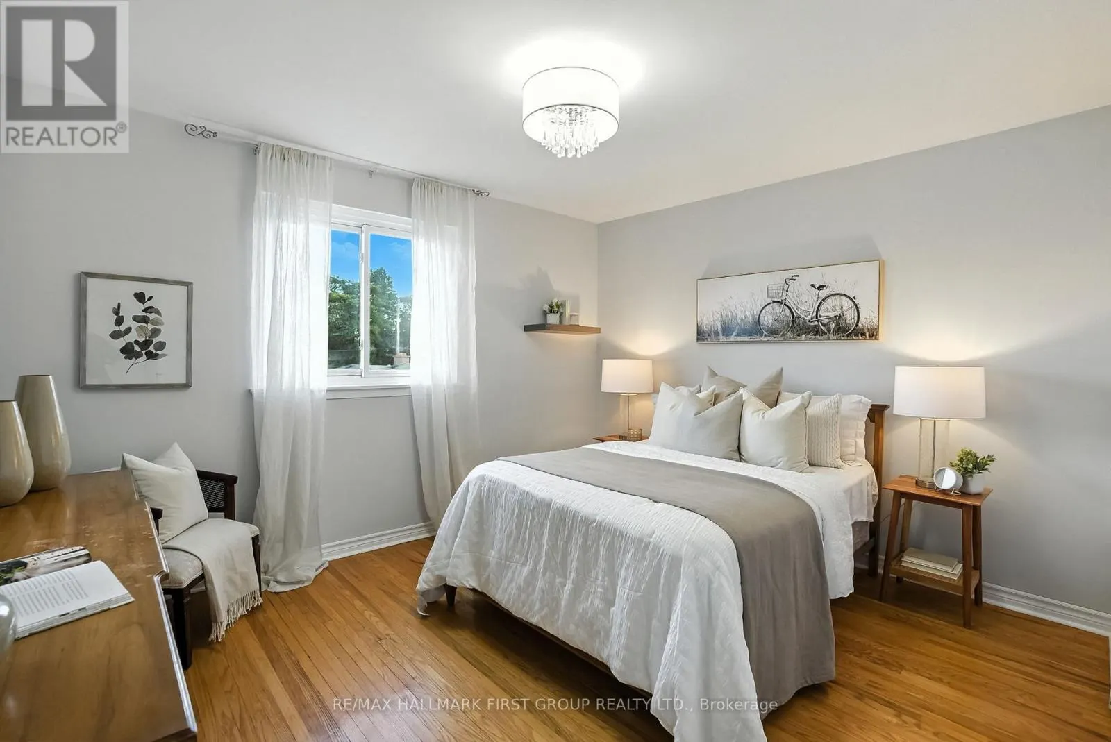 865 MARINET CRESCENT