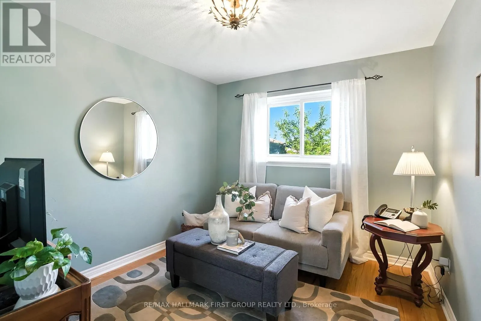 865 MARINET CRESCENT