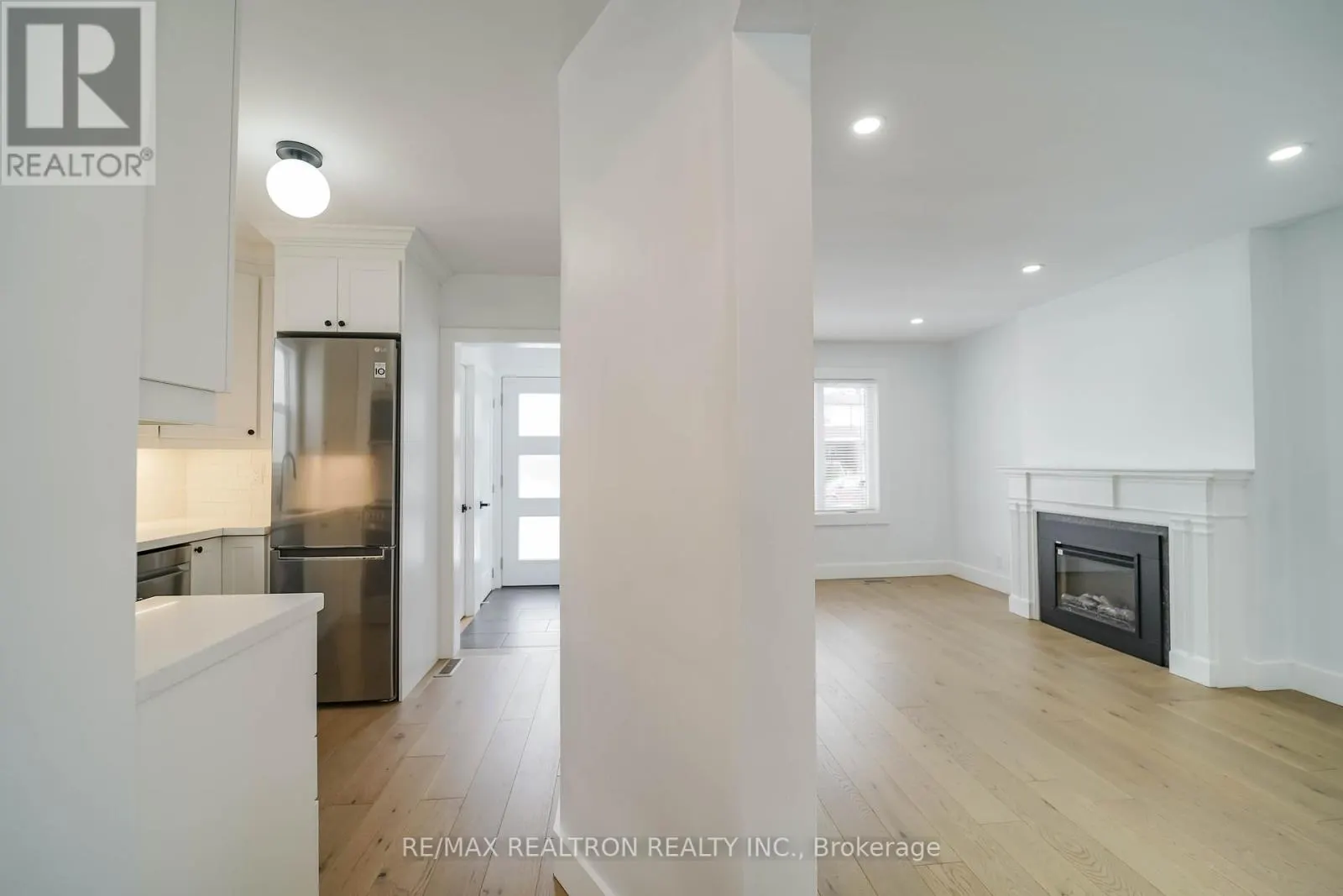 1380 WOODBINE AVENUE