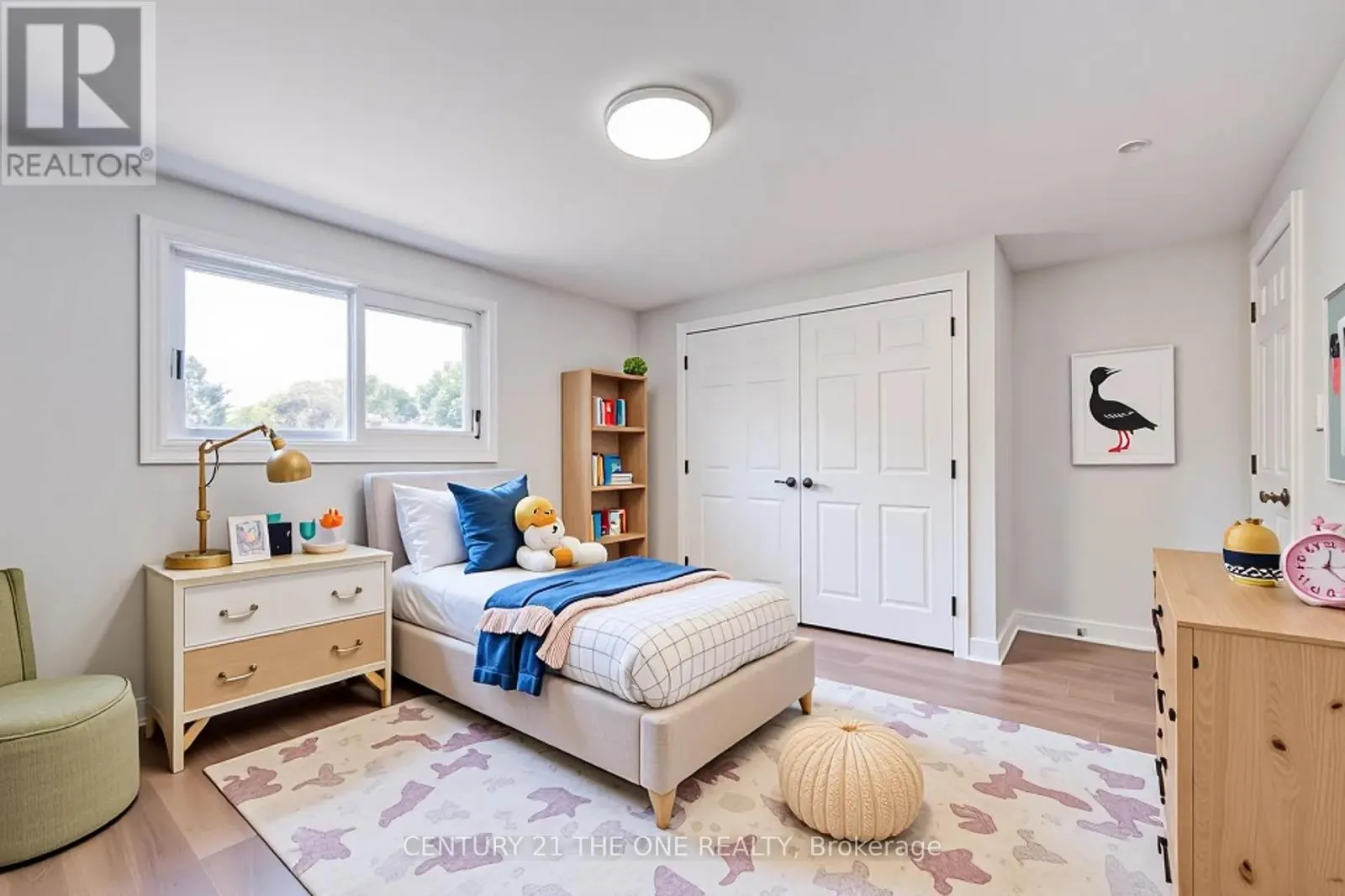 54 MARBLEMOUNT CRESCENT