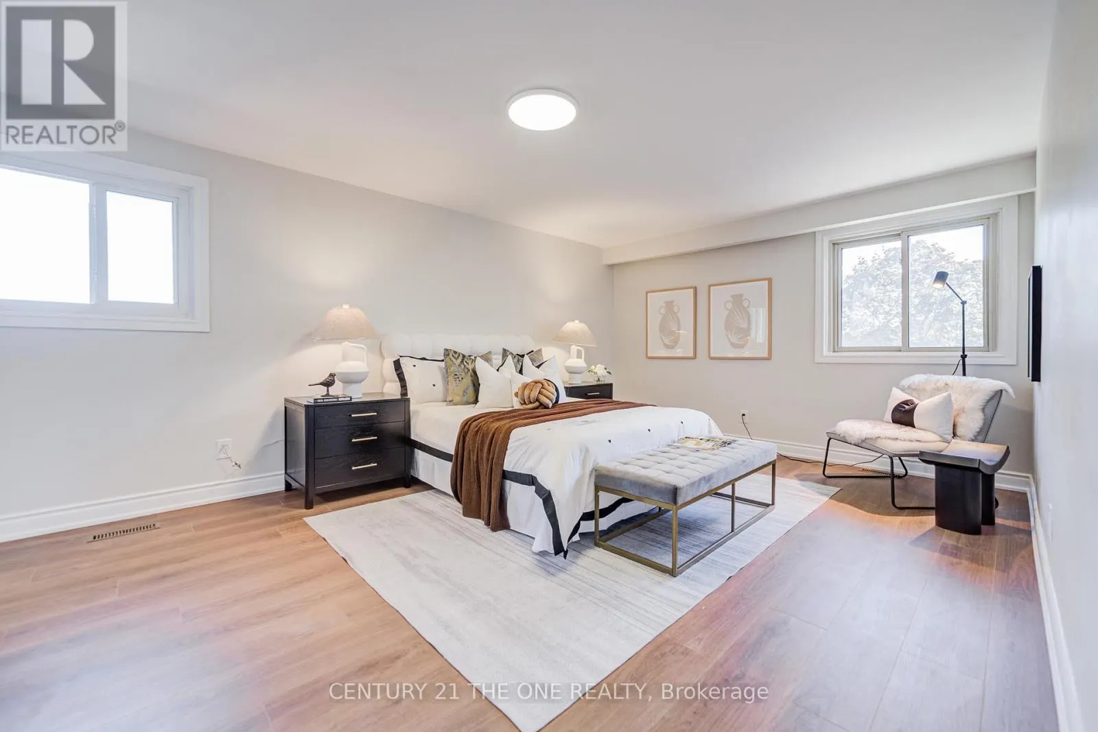54 MARBLEMOUNT CRESCENT