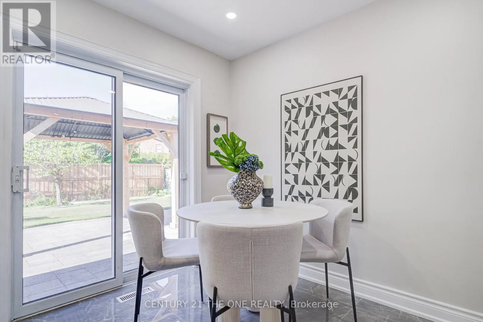 54 MARBLEMOUNT CRESCENT