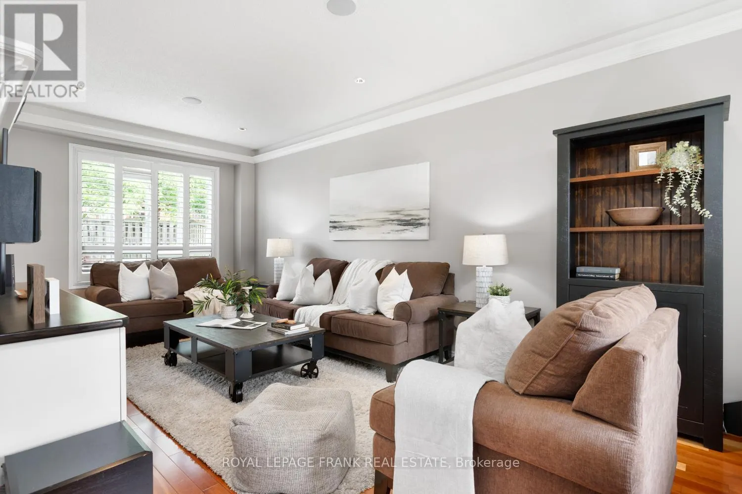 1089 TIMBERLAND CRESCENT