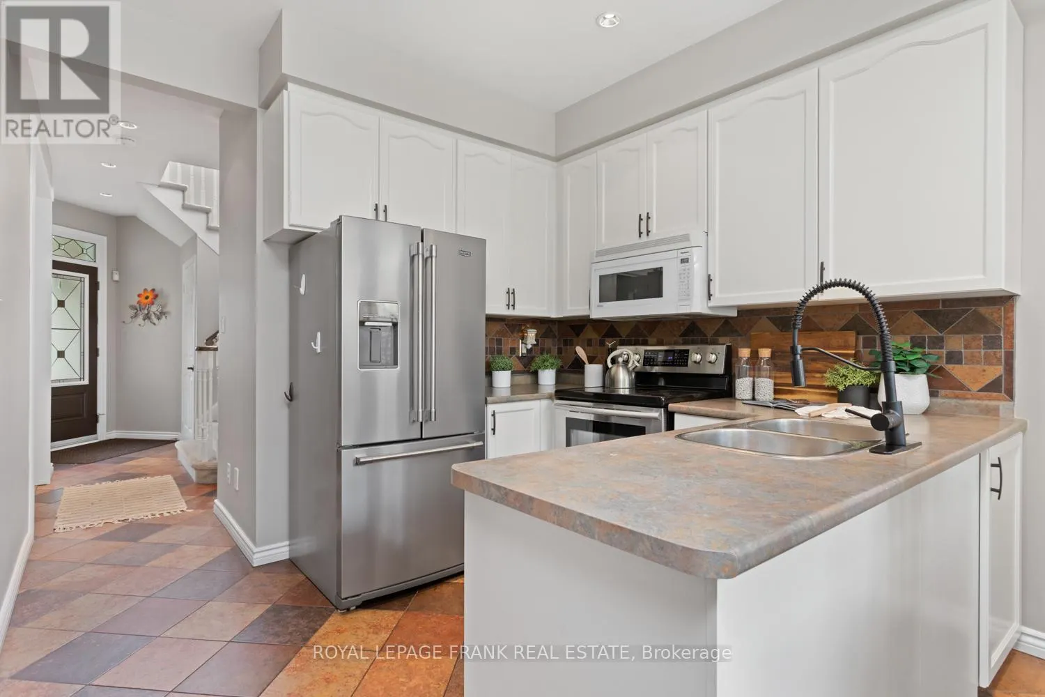 1089 TIMBERLAND CRESCENT