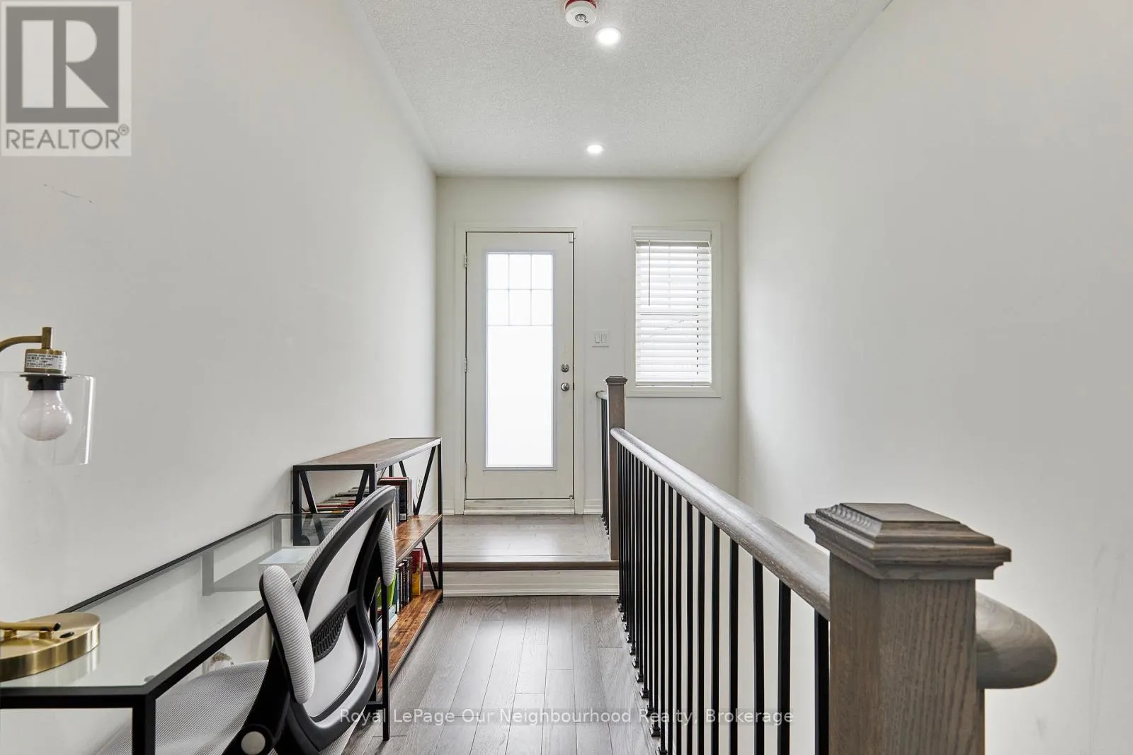 28 CLARINGTON BOULEVARD