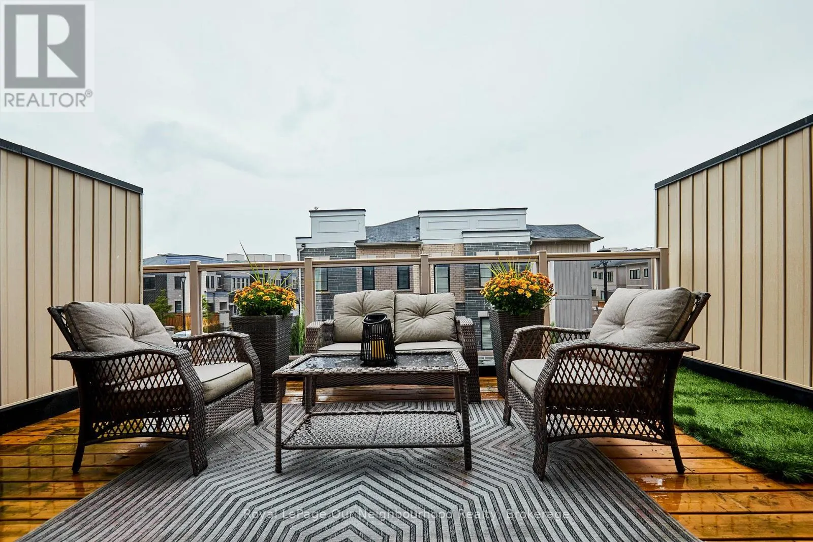 28 CLARINGTON BOULEVARD