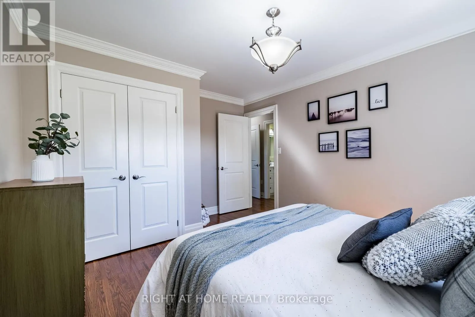 109 CRAWFORTH STREET