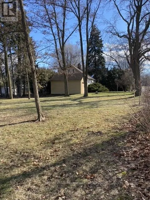 21 FAIRCROFT BOULEVARD
