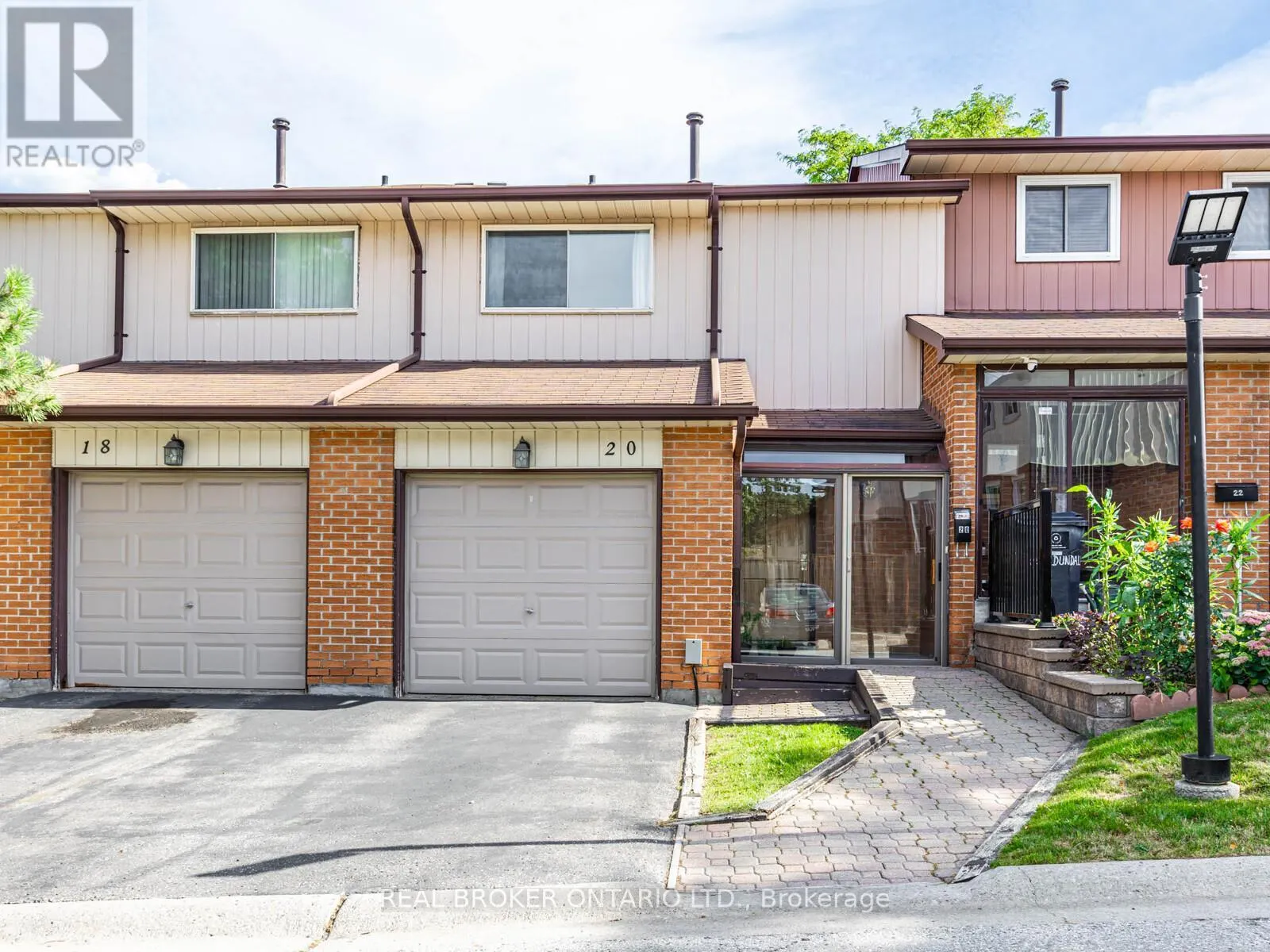 20 - 30 DUNDALK DRIVE
