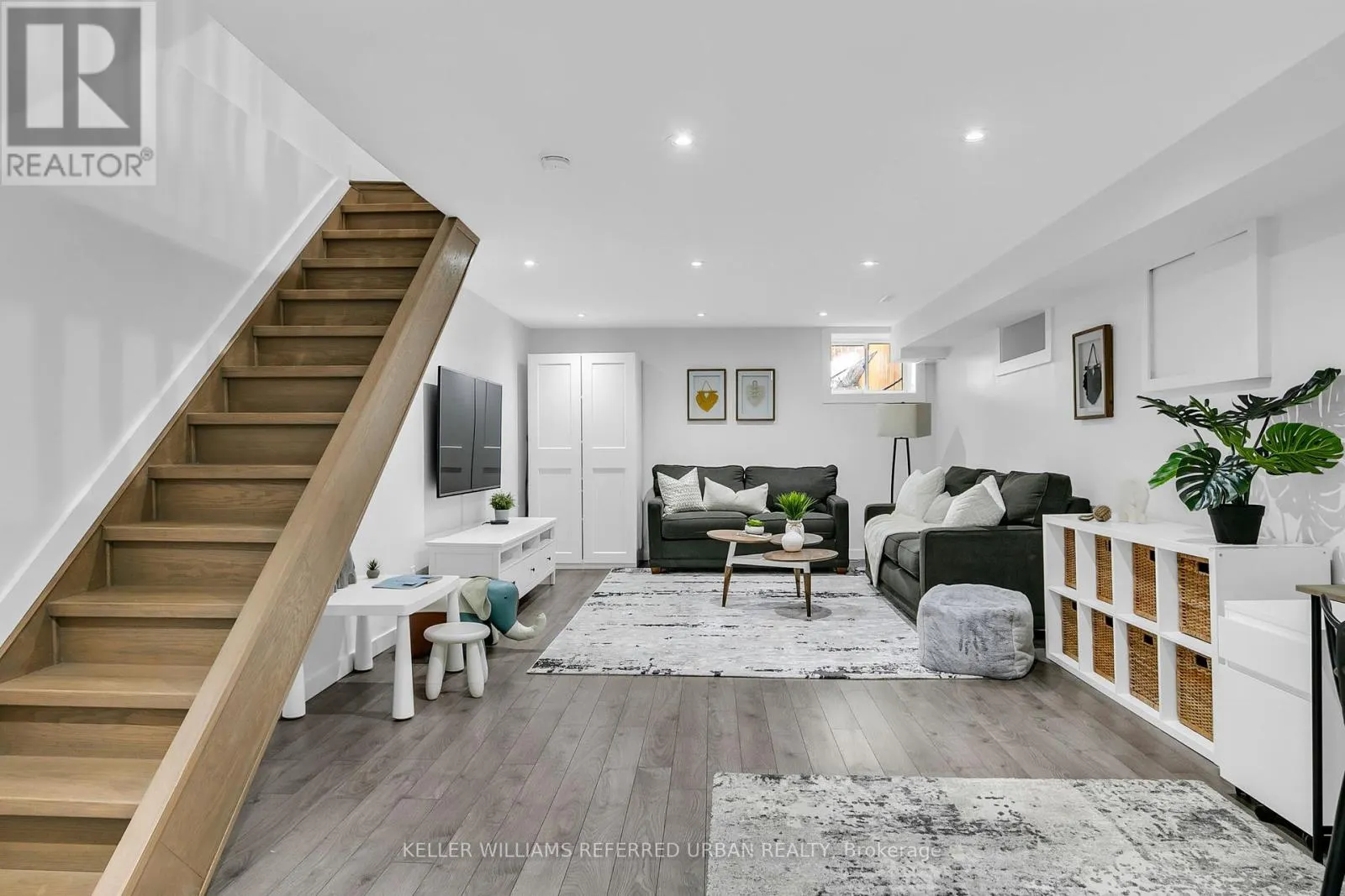 40 MALLON AVENUE