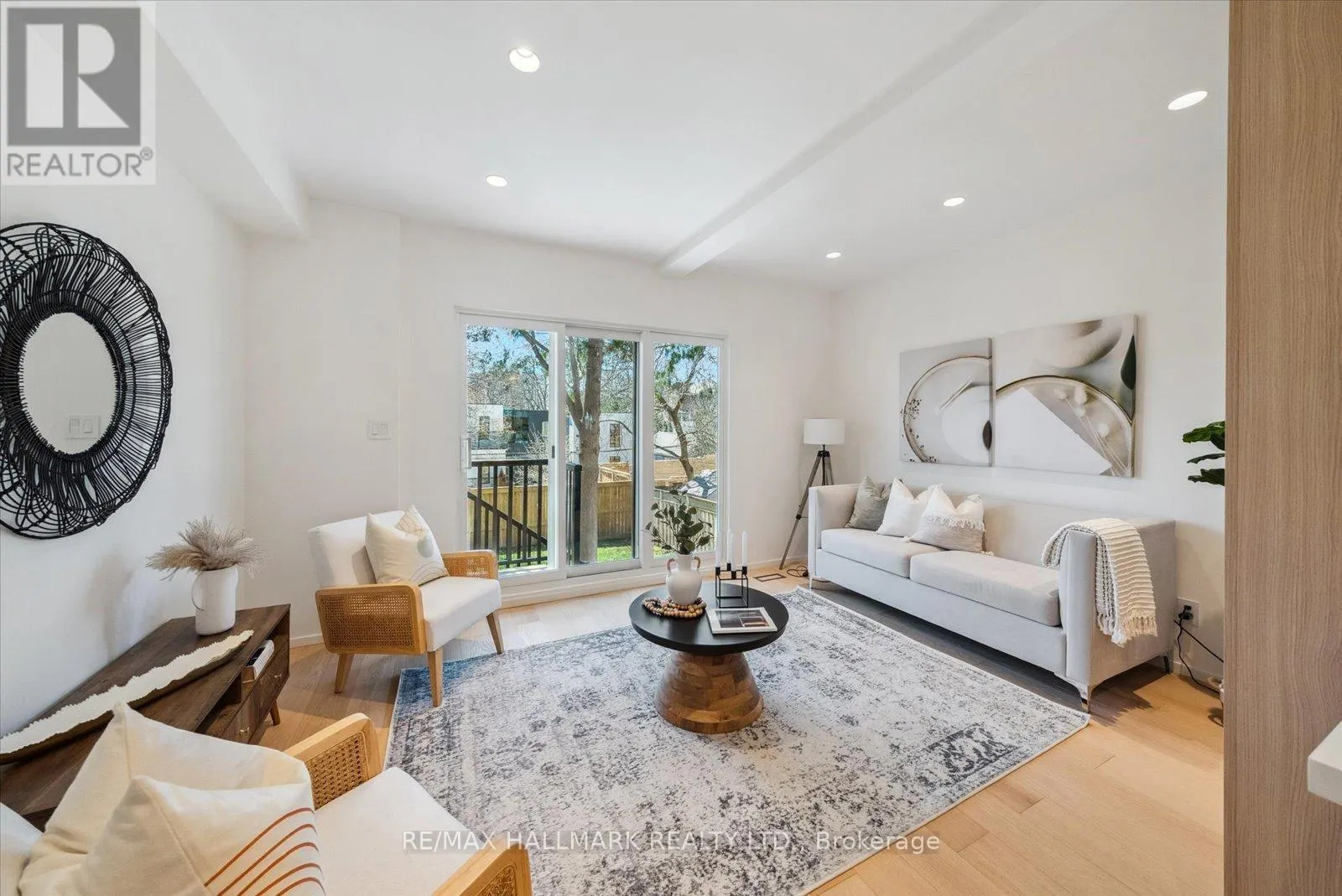 7 IVY AVENUE