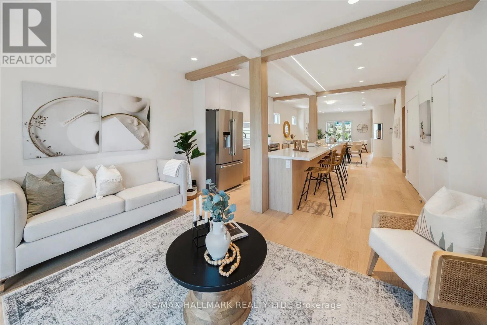 7 IVY AVENUE