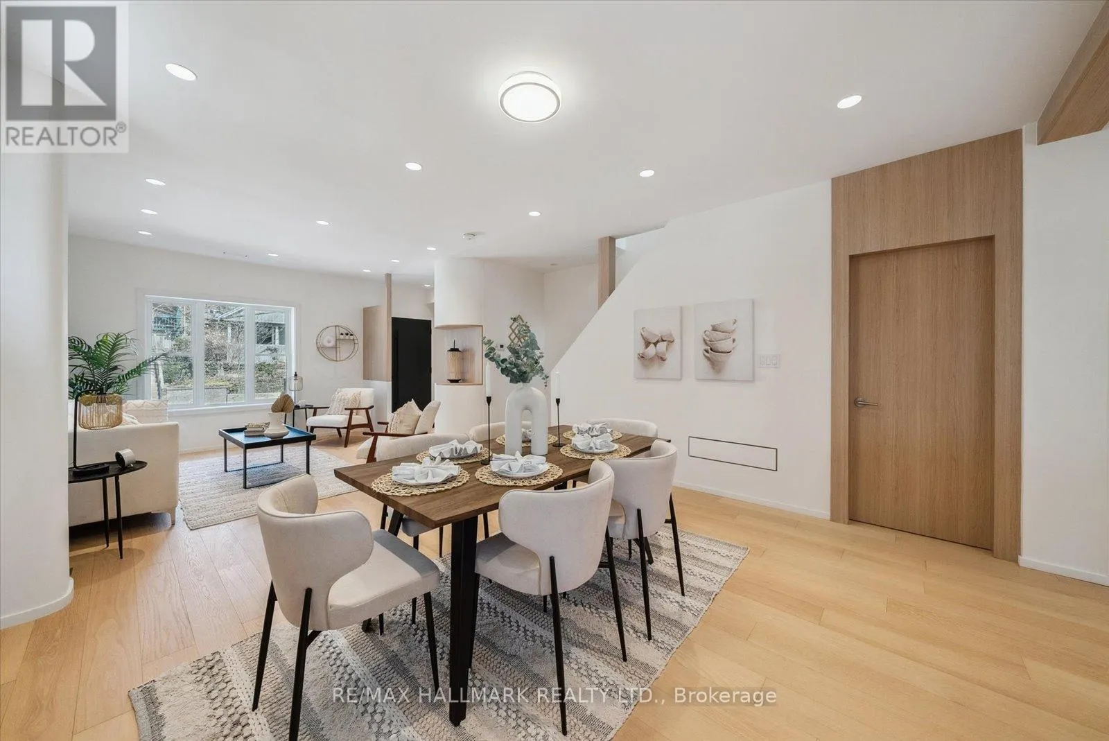 7 IVY AVENUE