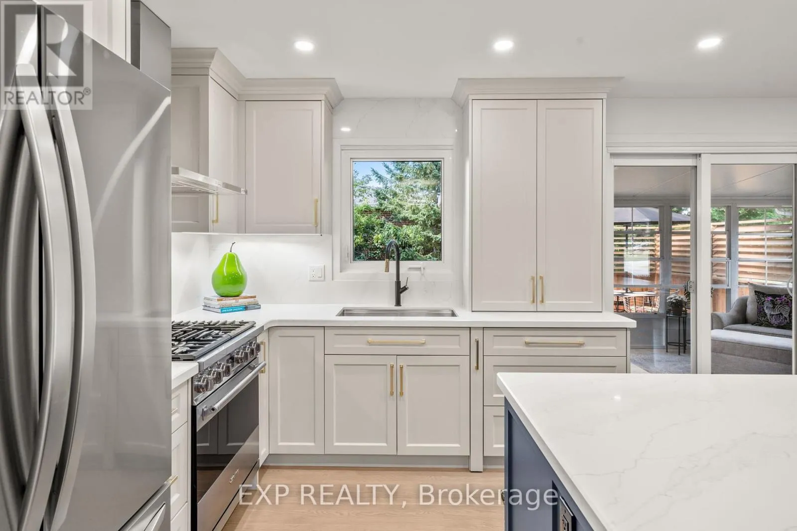 24 RIVERVIEW DRIVE