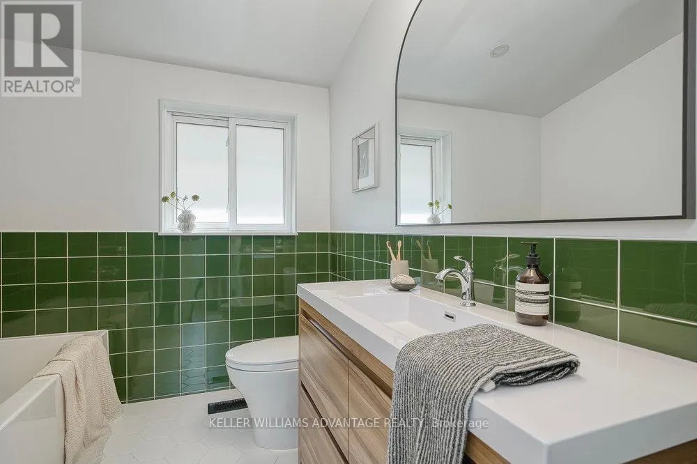 24 LYNCROFT DRIVE
