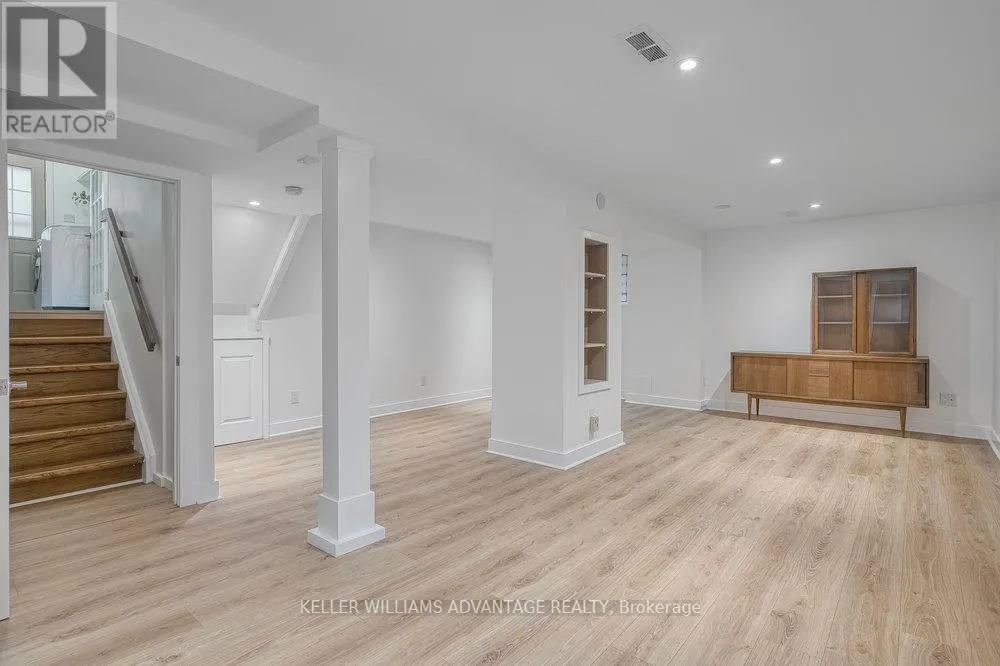 24 LYNCROFT DRIVE