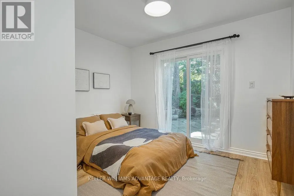 24 LYNCROFT DRIVE