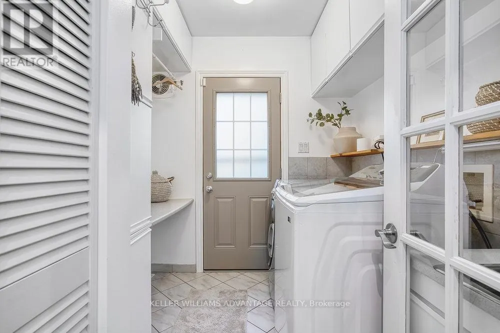 24 LYNCROFT DRIVE