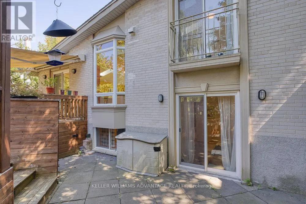 24 LYNCROFT DRIVE