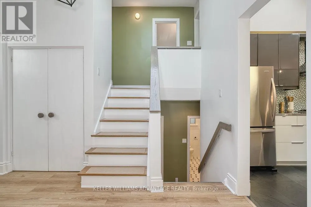 24 LYNCROFT DRIVE