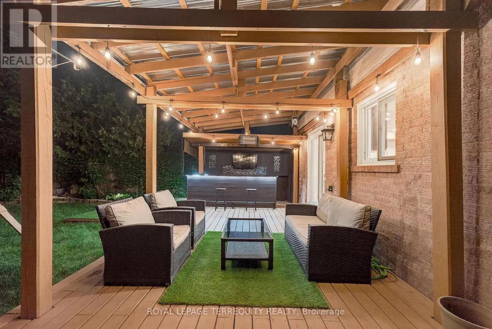 18 KERSHAW STREET