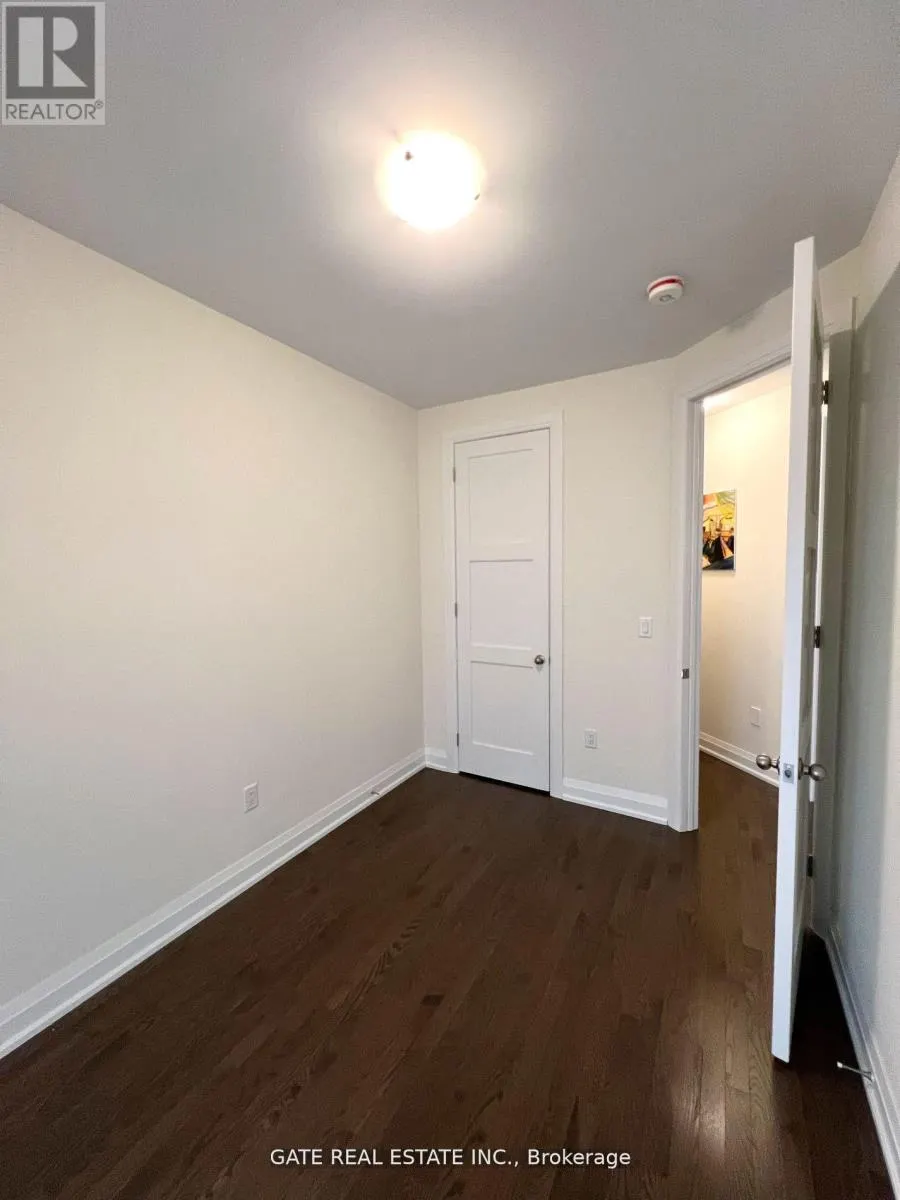 9 DALLOTTO LANE