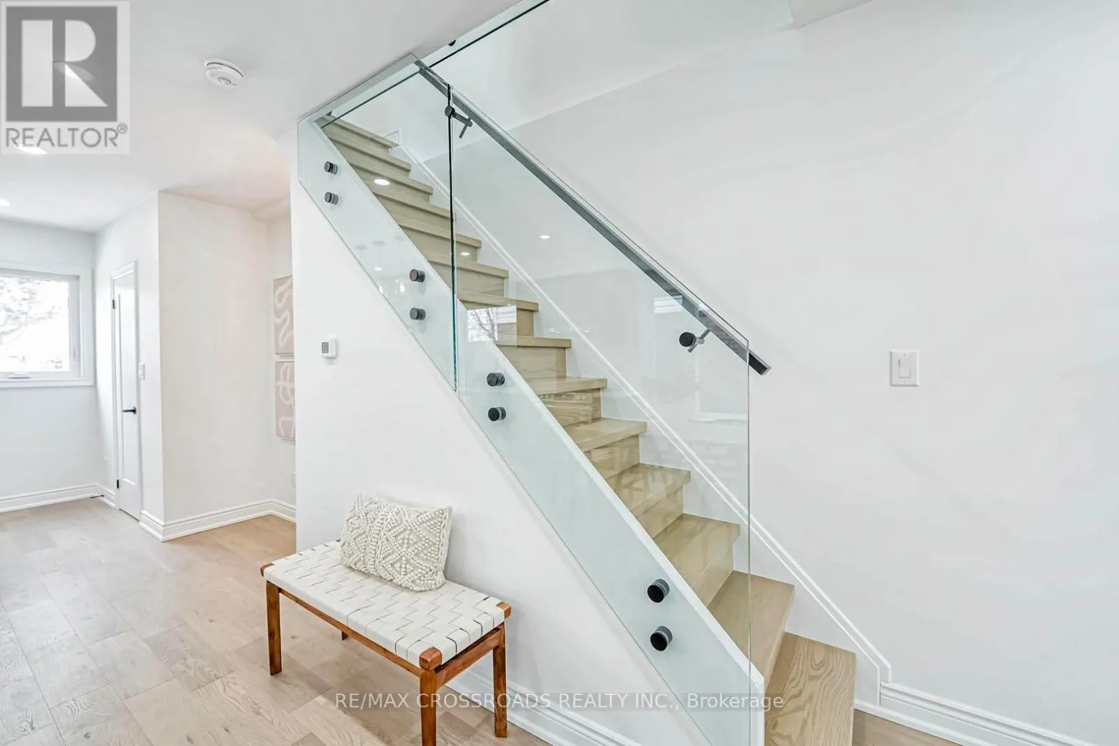 548 GLEBEHOLME BOULEVARD