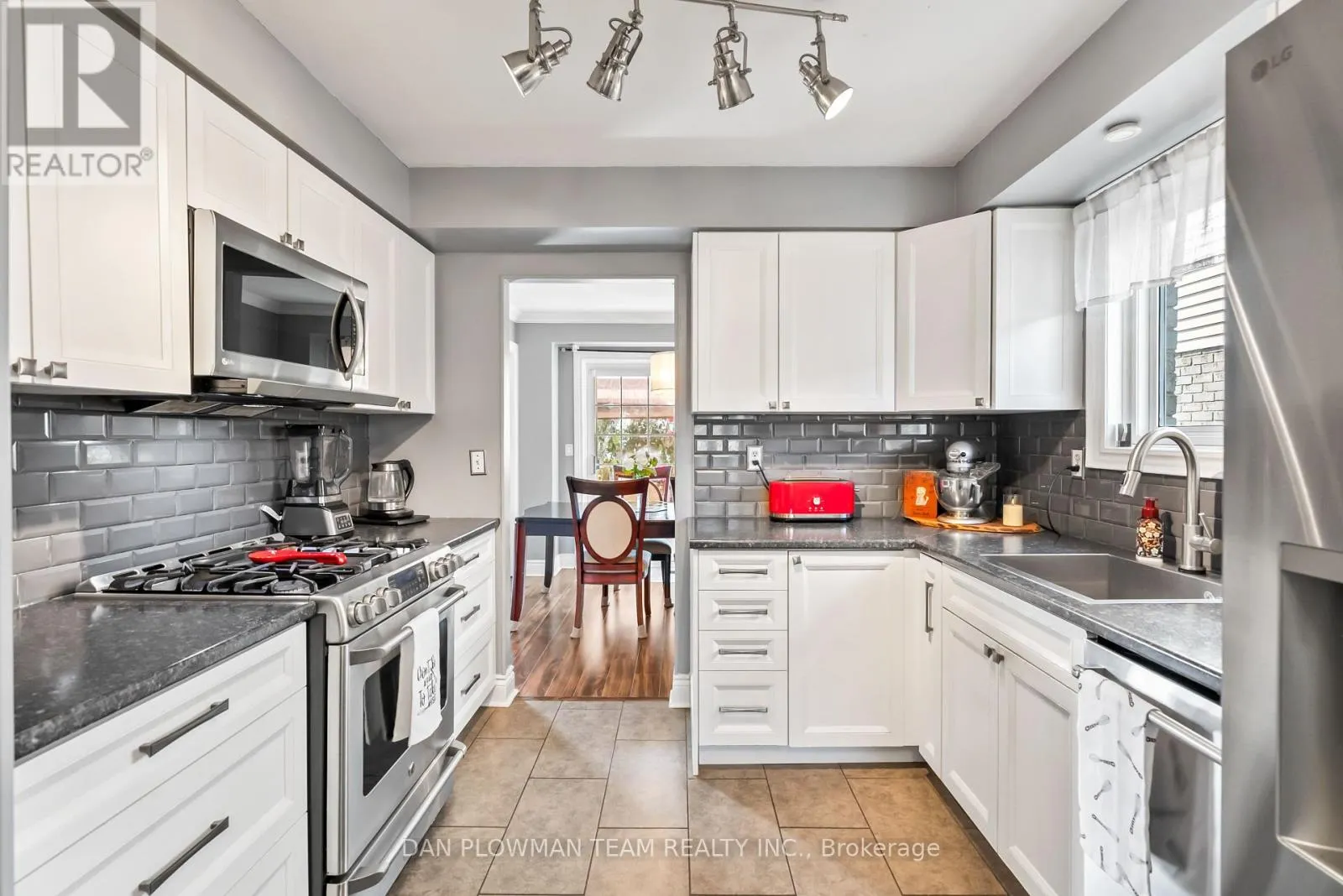 1509 CONNERY CRESCENT