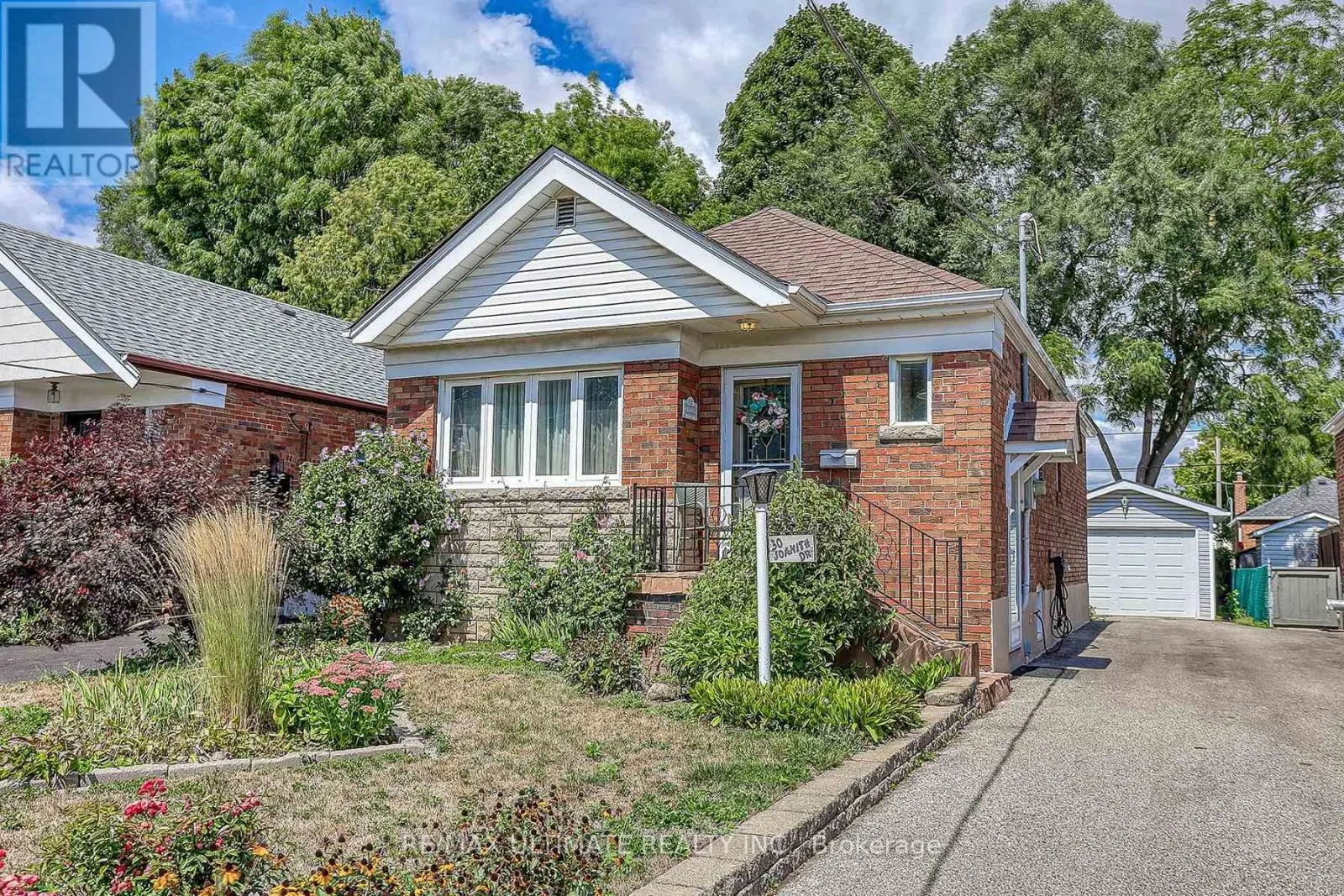 30 JOANITH DRIVE
