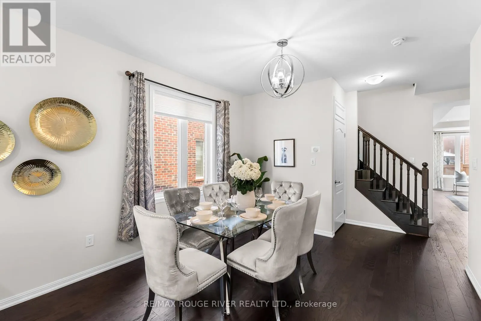 1862 PARKHURST CRESCENT