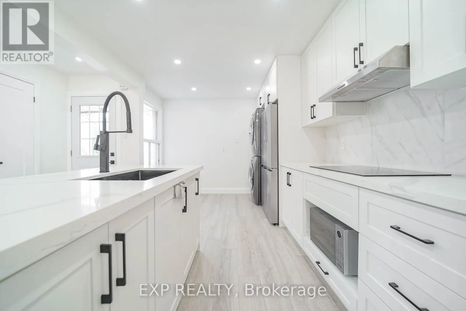 25 NABOB CRESCENT