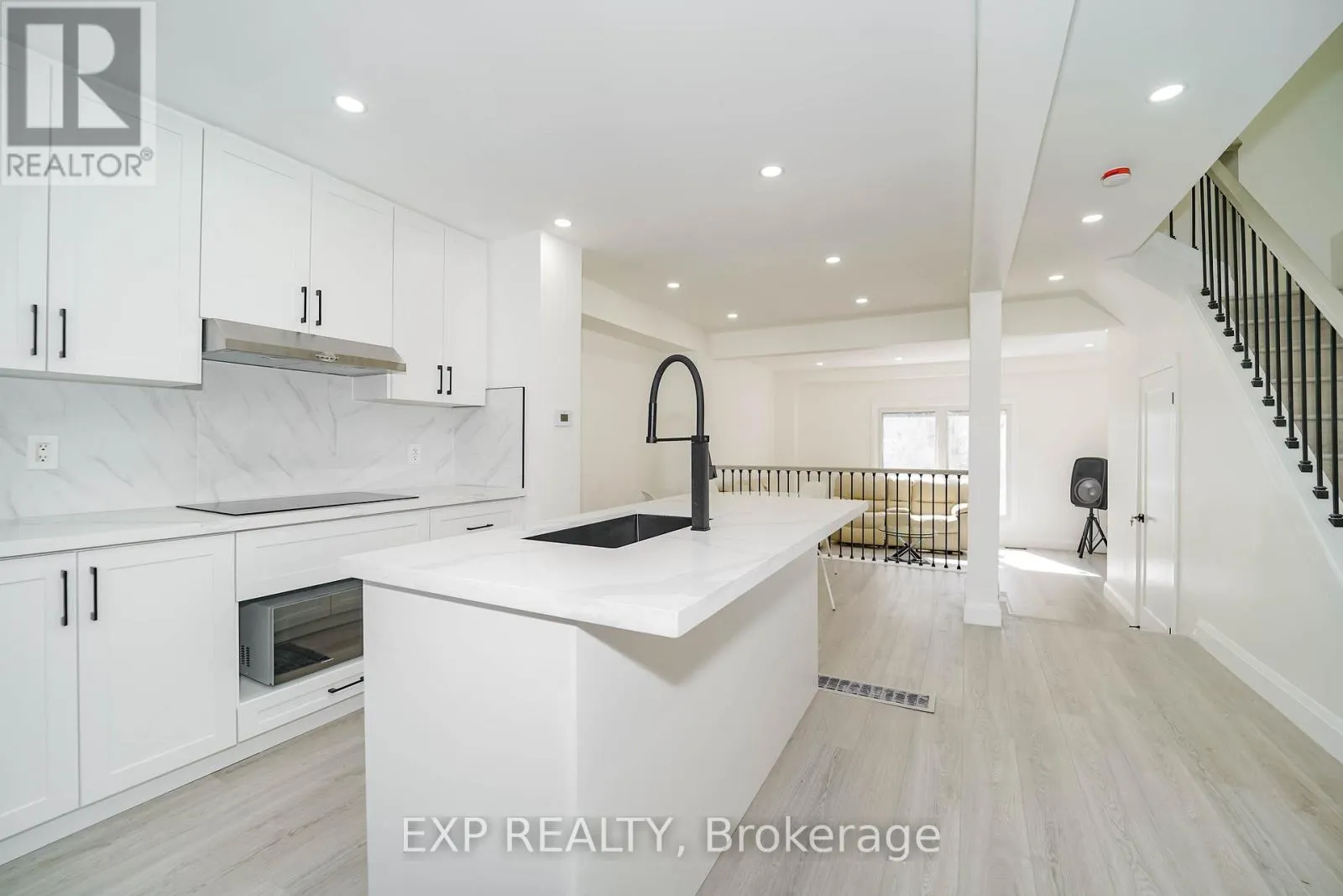 25 NABOB CRESCENT