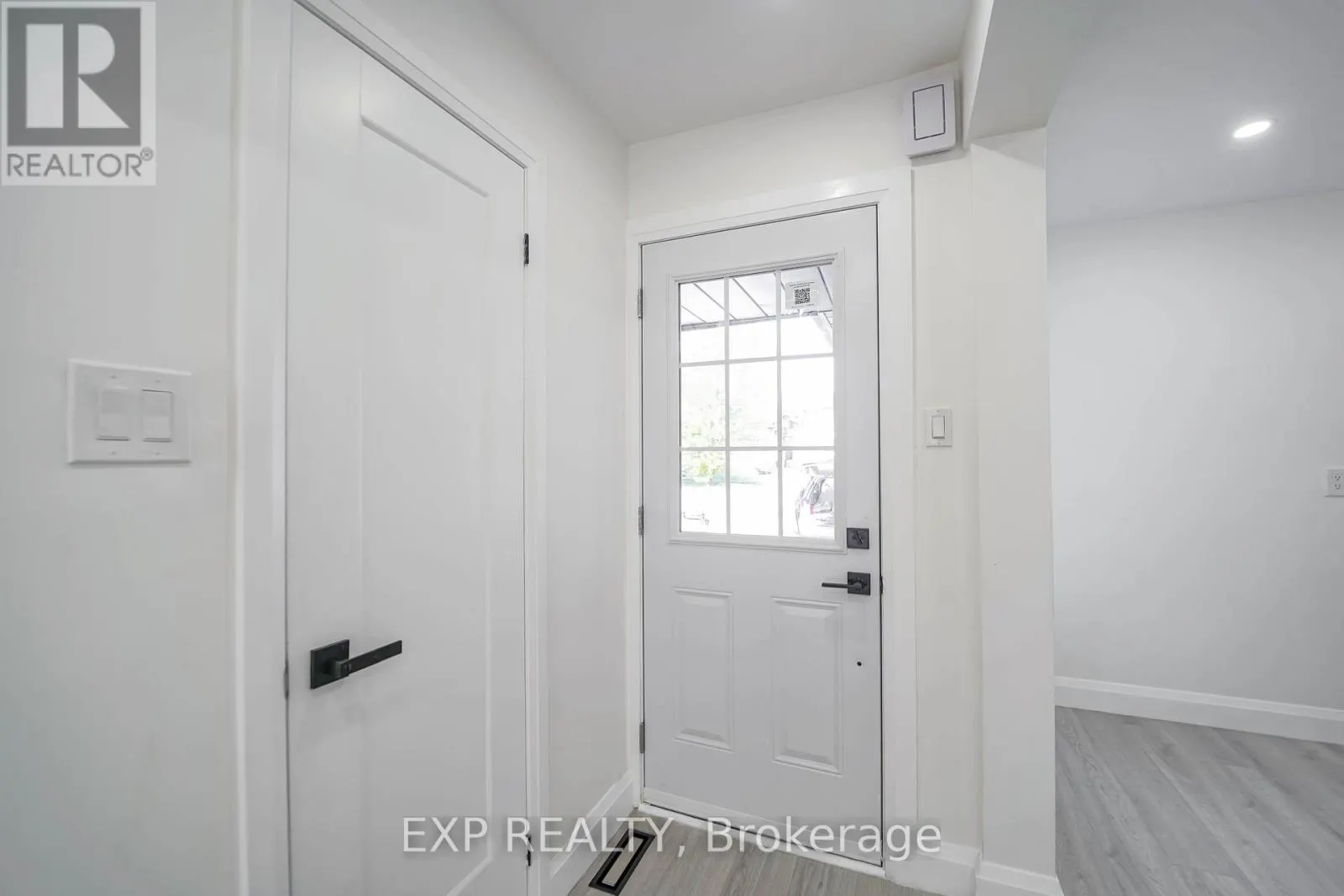 25 NABOB CRESCENT