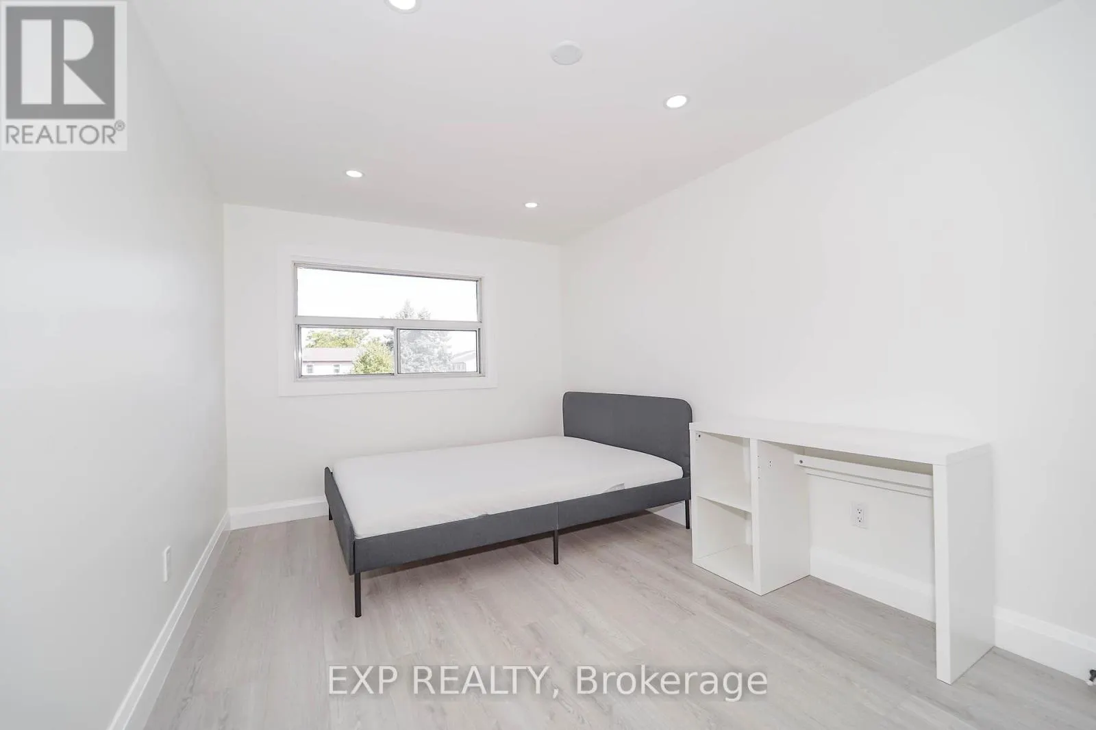 25 NABOB CRESCENT