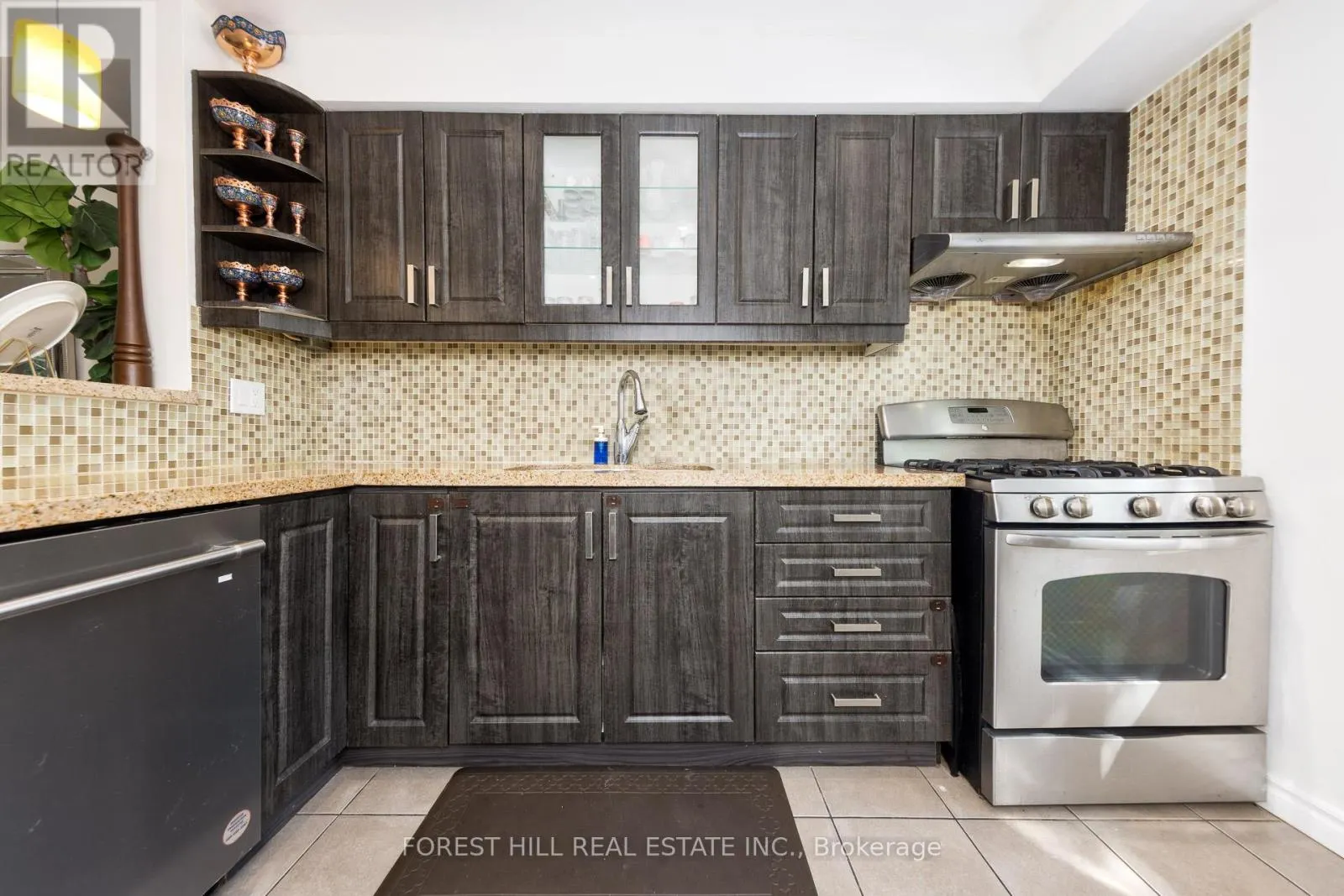 12 - 1 DAVISBROOK BOULEVARD