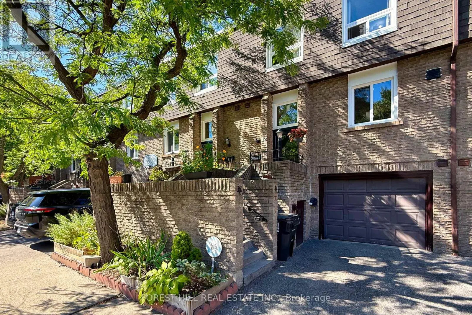 12 - 1 DAVISBROOK BOULEVARD