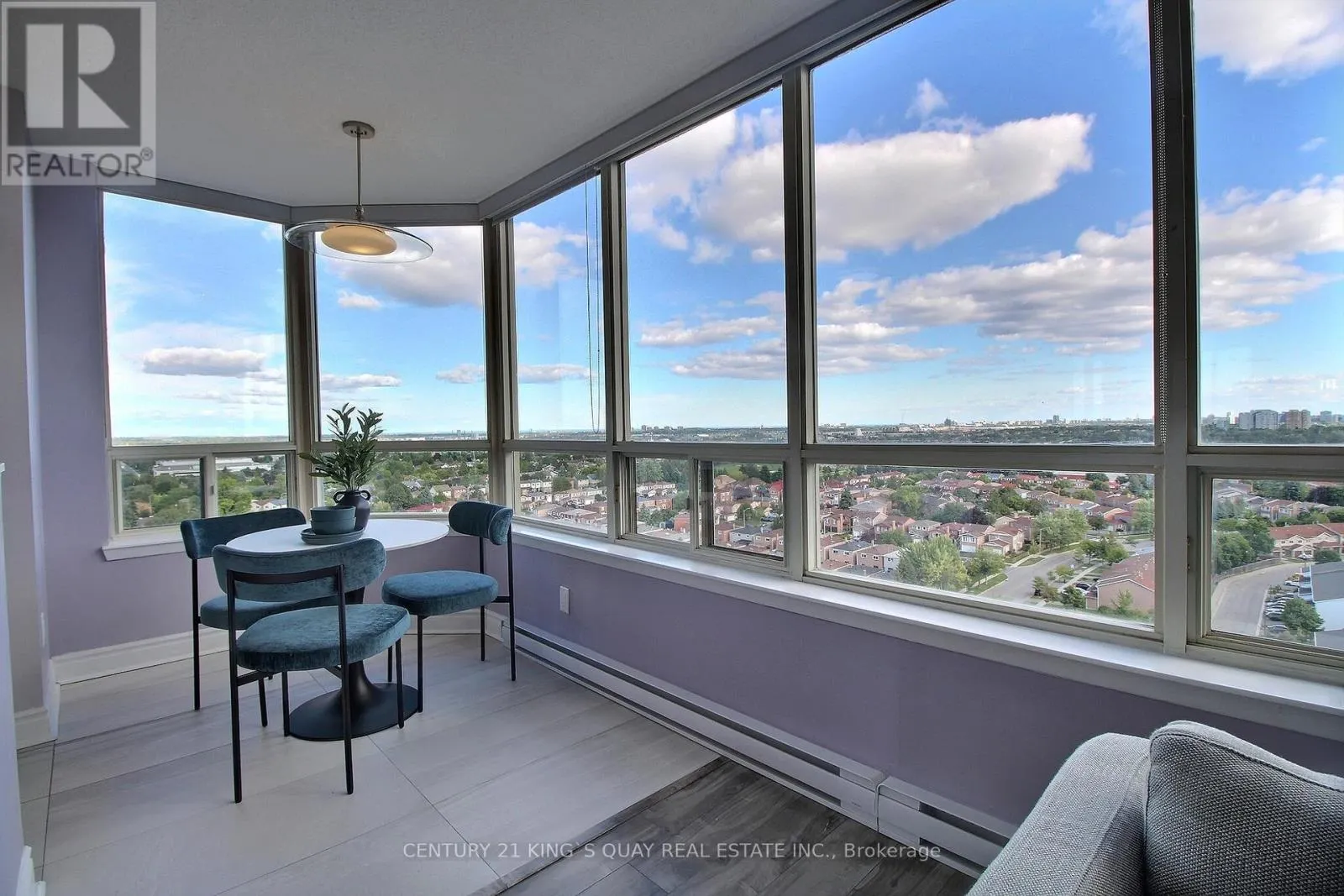1611 - 150 ALTON TOWERS CIRCLE