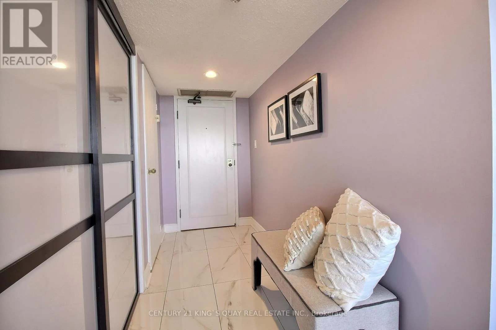 1611 - 150 ALTON TOWERS CIRCLE