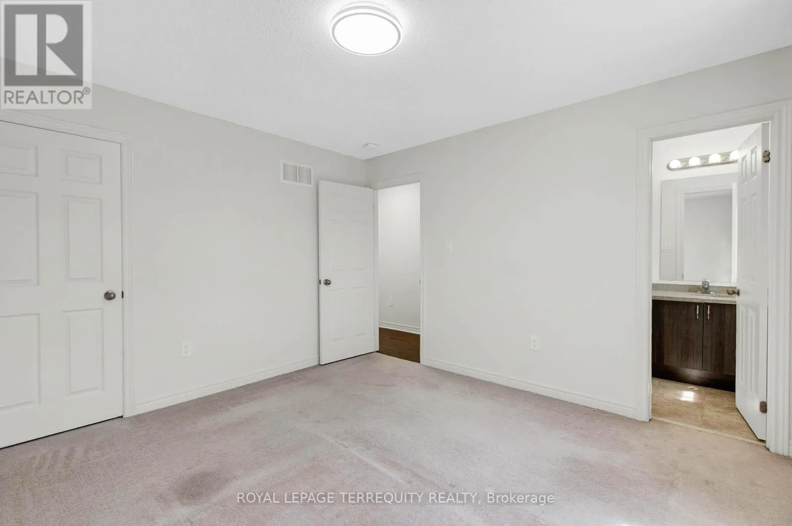 36 CRELLIN STREET