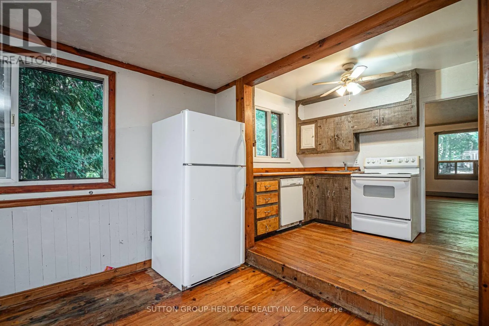 SMALLER HOUSE - 3390A CONCESSION 9 ROAD