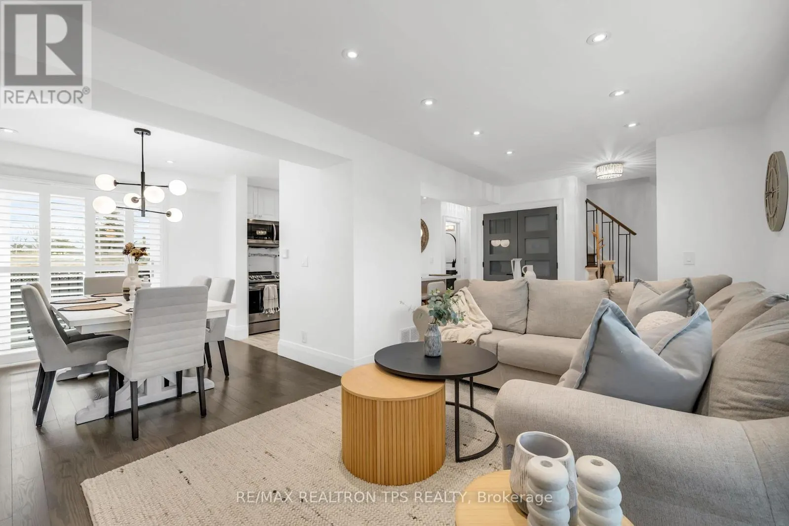 58 ORIOLE COURT