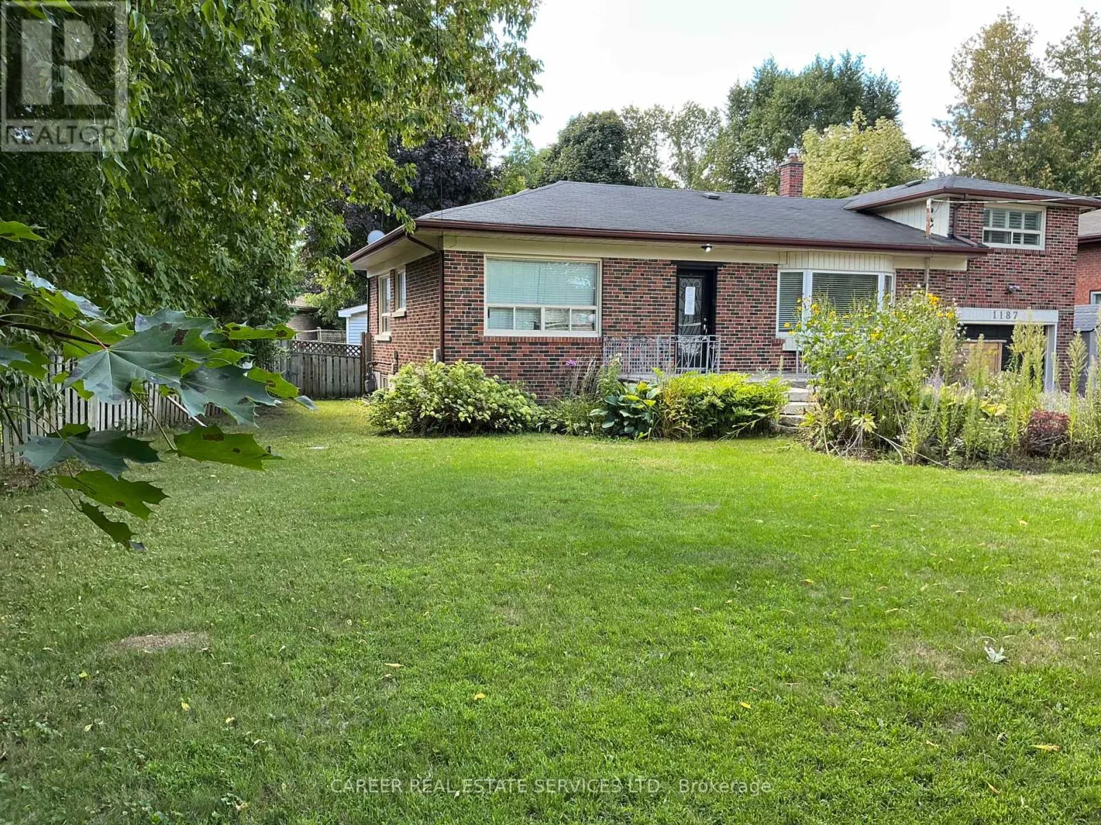 1187 FINCH AVENUE