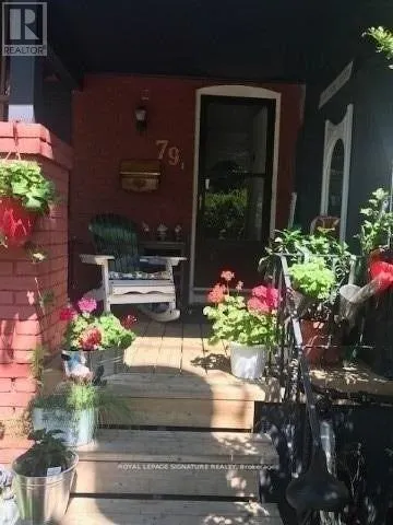 2 REAR - 79 BERKSHIRE AVENUE