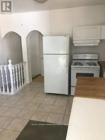 2 REAR - 79 BERKSHIRE AVENUE